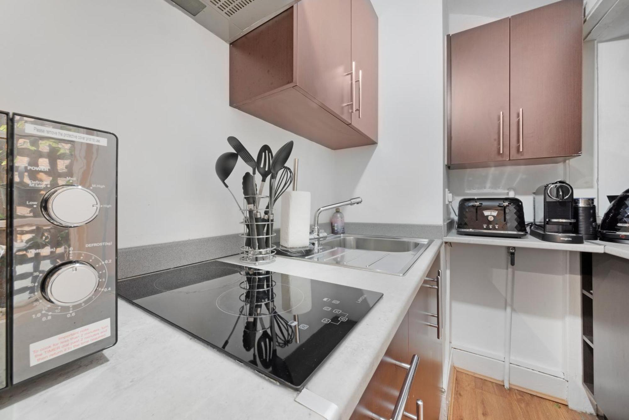 2 Bed Piccadilly Apartment 1 London Kültér fotó